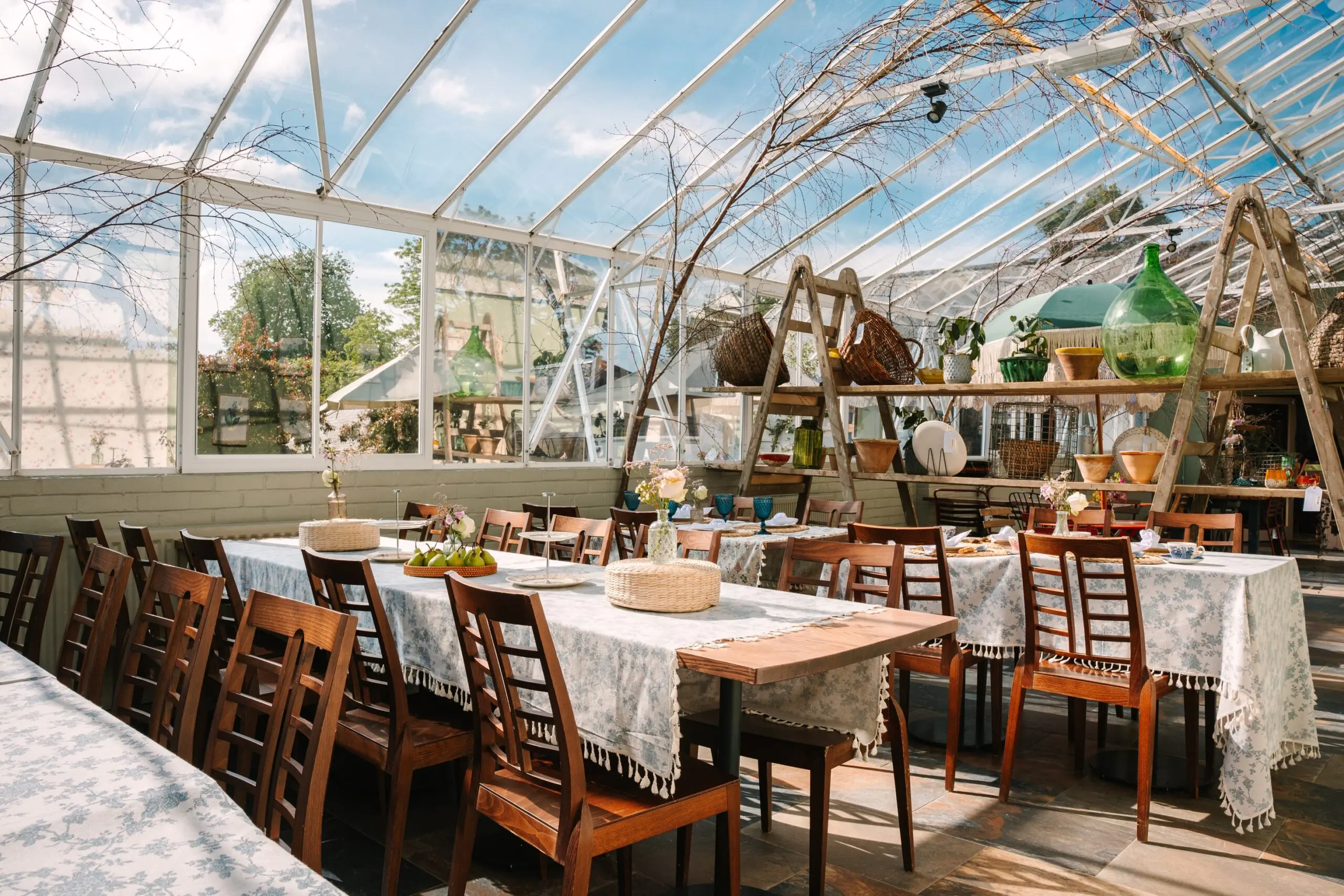 Houghton Lodge Gardens & Glass House Tea Room